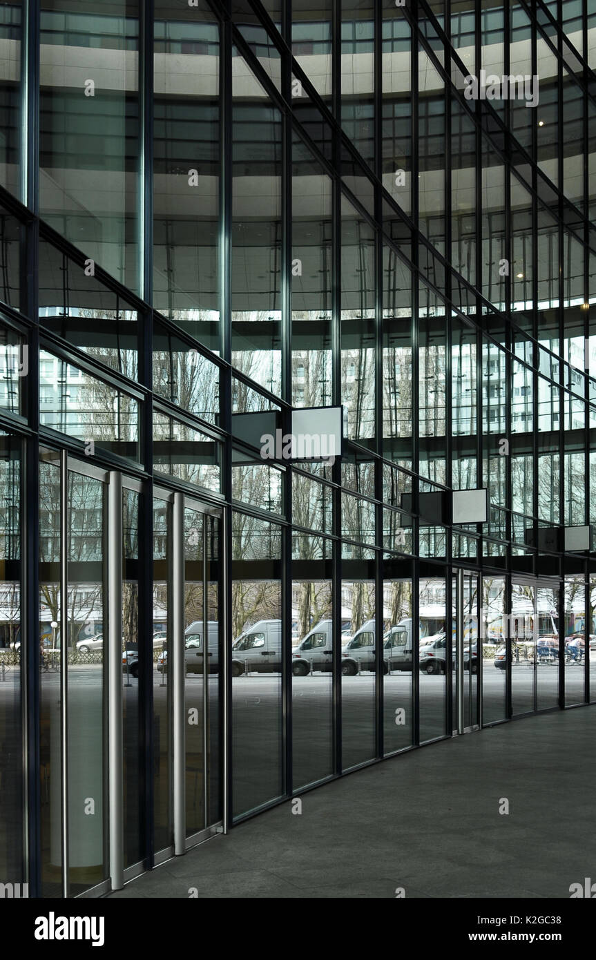 Steel And Glass Construction Stock Photos & Steel And Glass