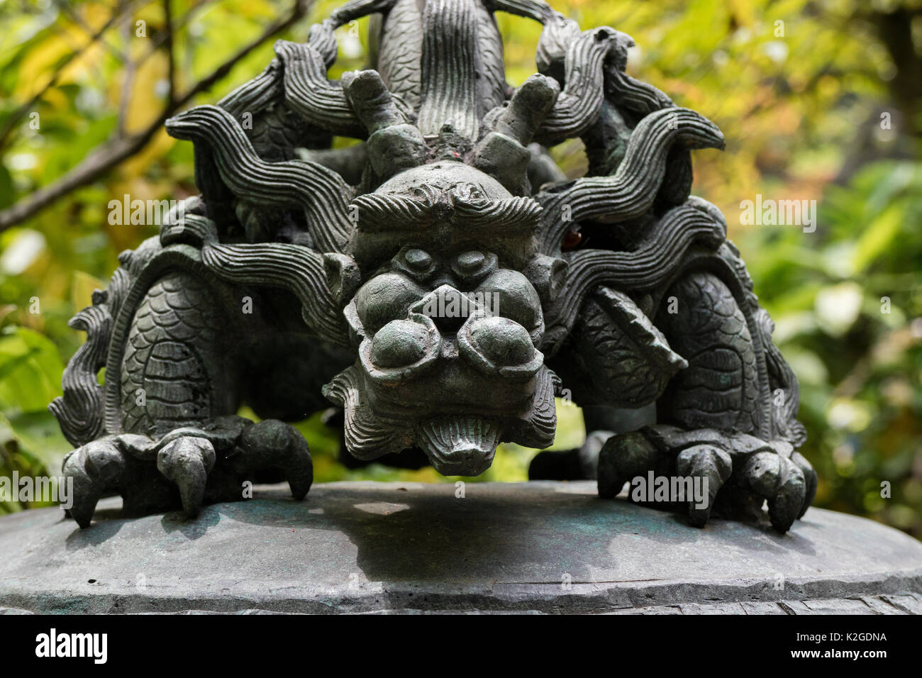 Japanese dragon statue hires stock photography and images Alamy