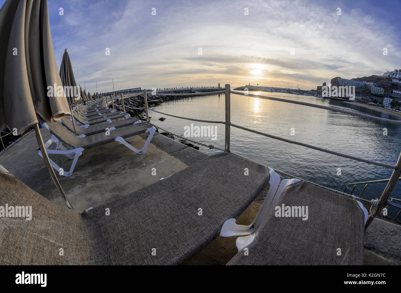 Deck chairs on beach hi-res stock photography and images - Alamy