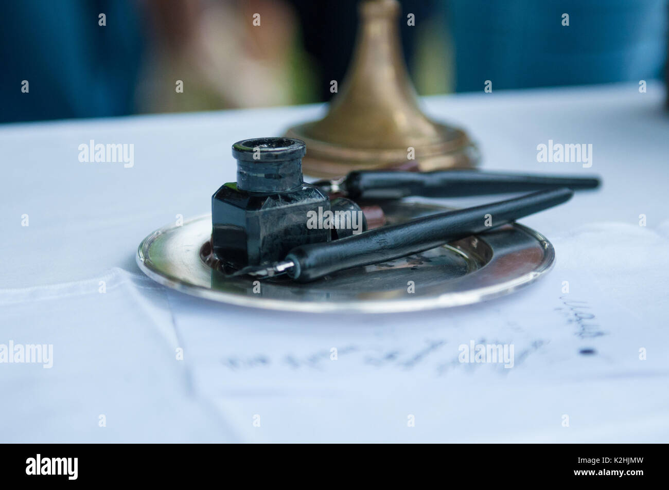 Vintage pens. Inkwell and pen a letter Stock Photo Alamy