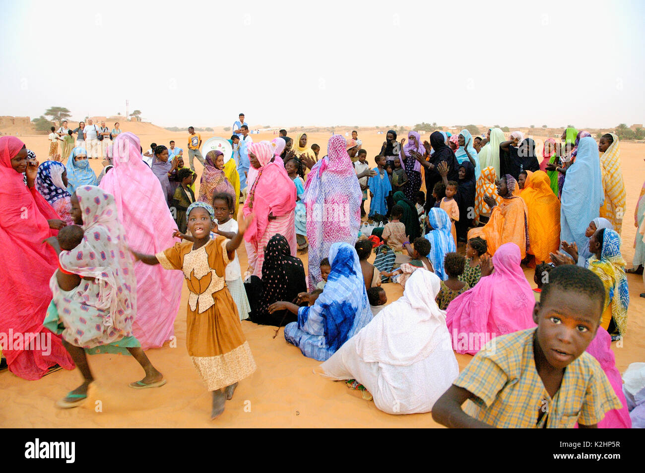 Mauritanian traditional dress hires stock photography and images Alamy
