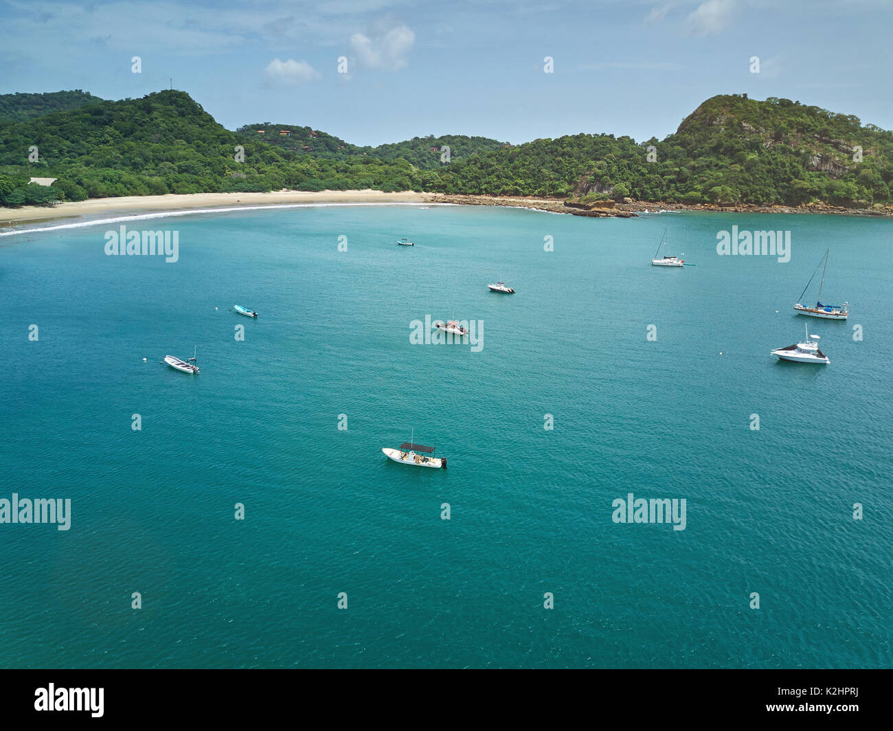 Aerial view boats in water hi-res stock photography and images - Alamy