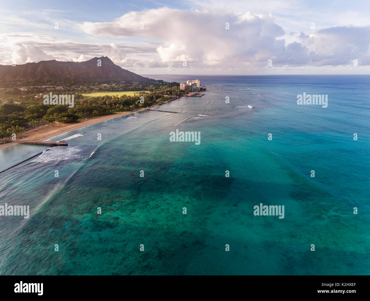 Aerial shot of waikiki beach hi-res stock photography and images - Alamy