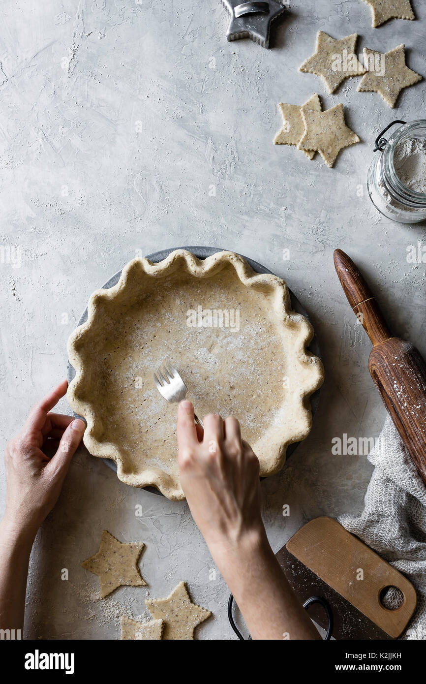 Pie base hires stock photography and images Alamy