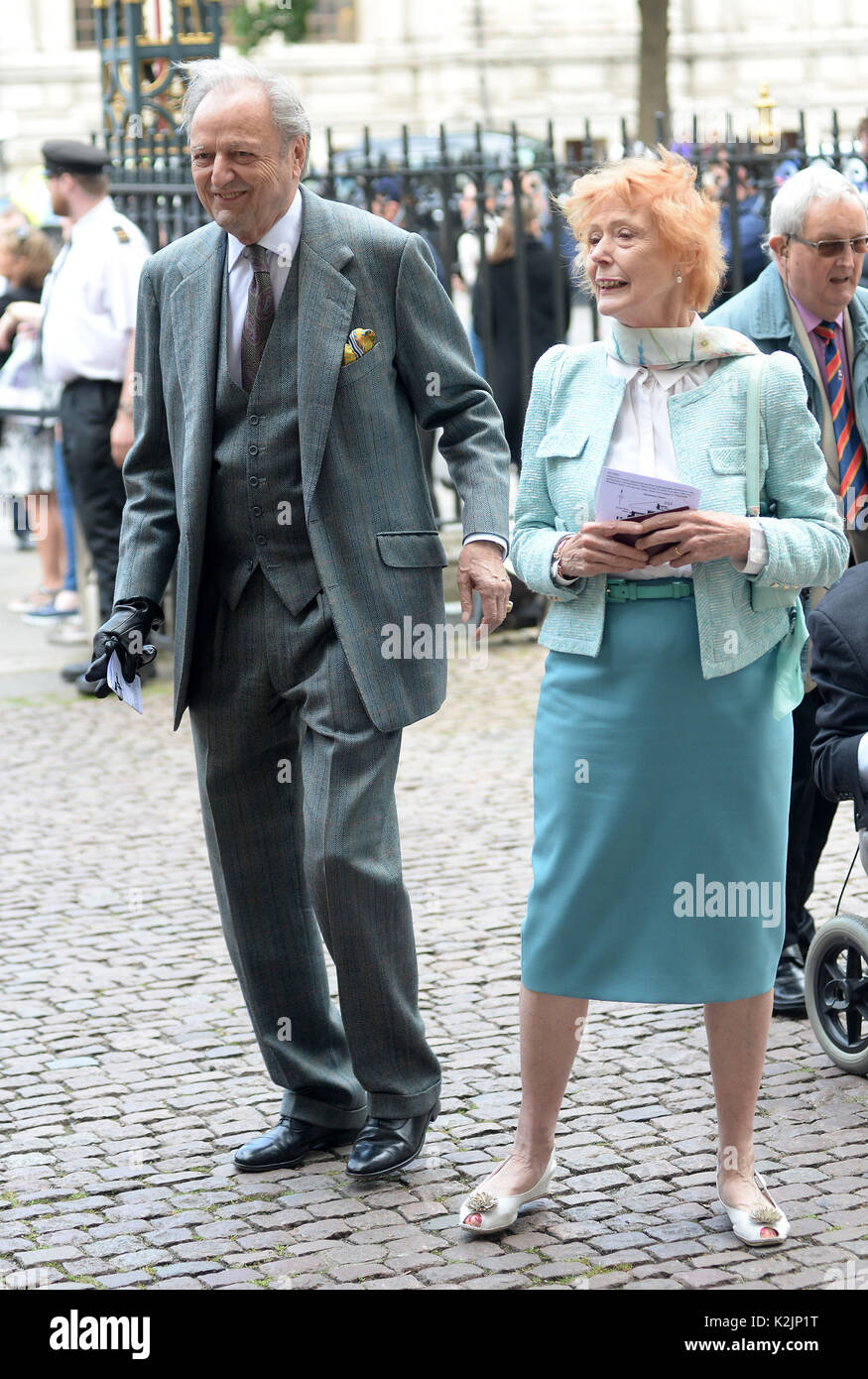 Photo Must Be Credited ©Alpha Press 078237 07/06/2017 Peter Bowles and wife Sue Susan at A Service of Thanksgiving for the Life and Work of Ronnie Corbett CBE held at Westminster Abbey in London. Stock Photo
