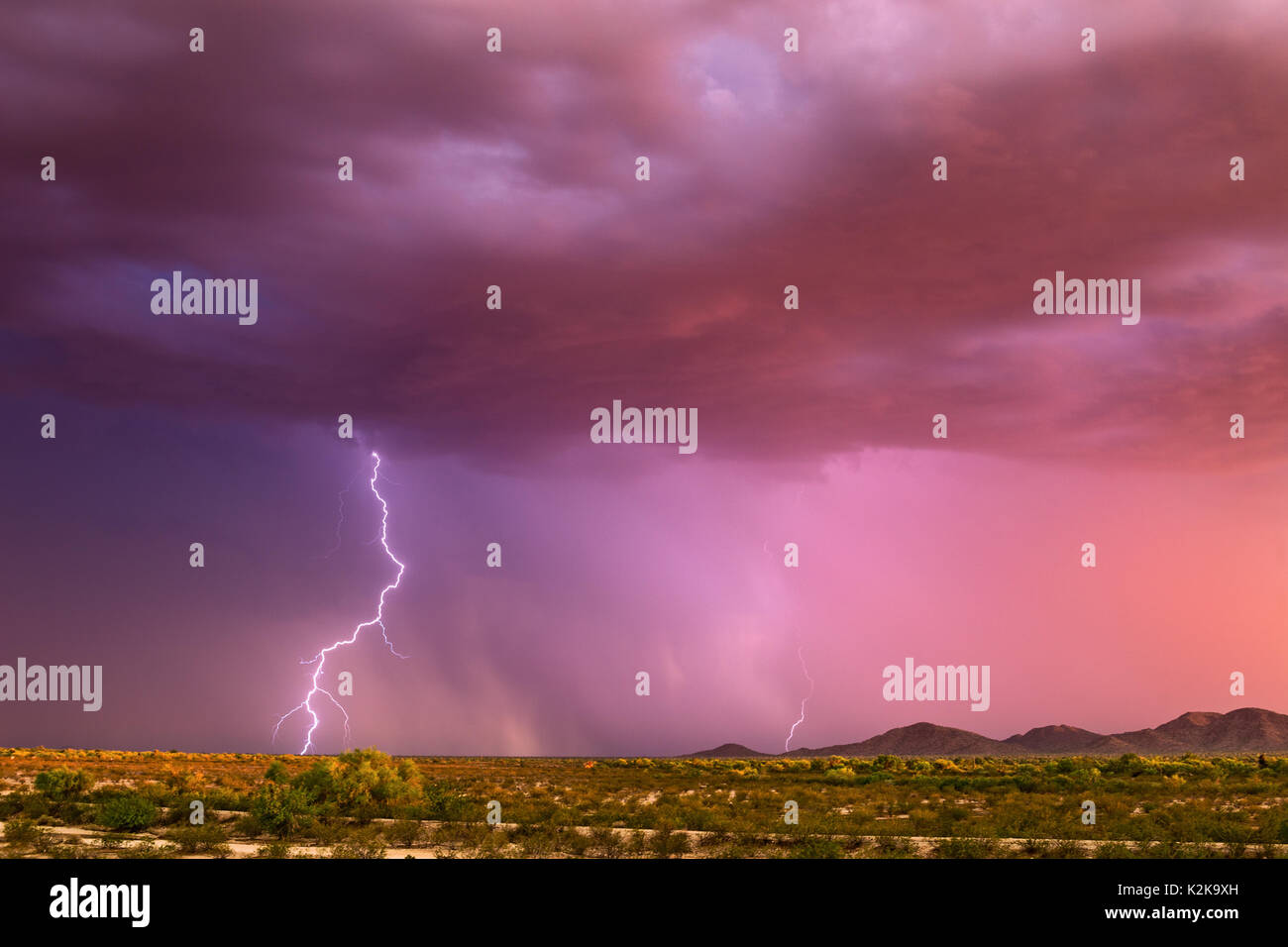 Forked lightning storm clouds hires stock photography and images Alamy