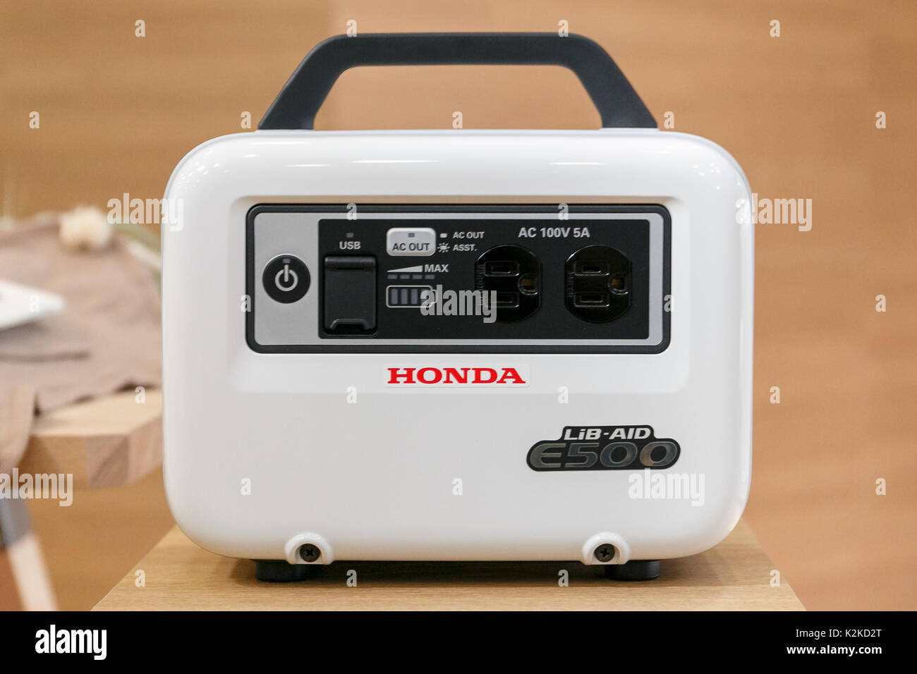 Tokyo Japan 31st Aug 17 A Lib Aid E500 Portable Battery On Display At Honda Motor Co S Headquarters On August 31 17 Tokyo Japan The New N Box Is The First Honda Mini Vehicle To