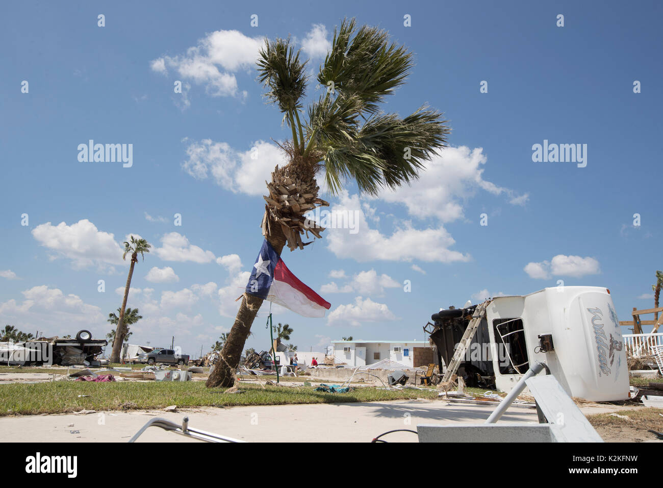 Hurricane storm damage trailer park hires stock photography and images Alamy