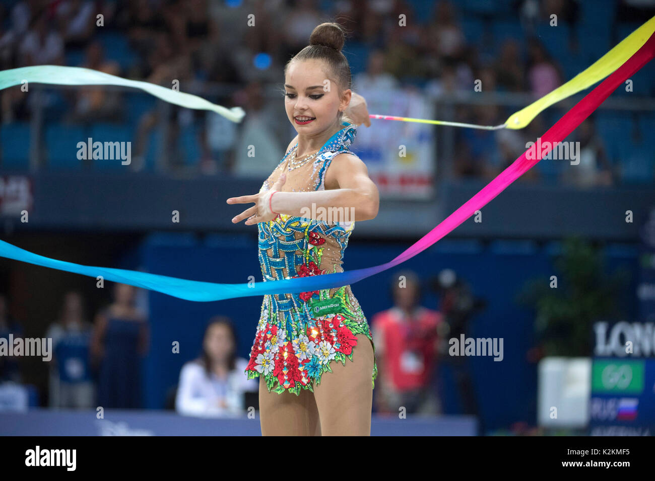 Дина Аверина Риббон 2017