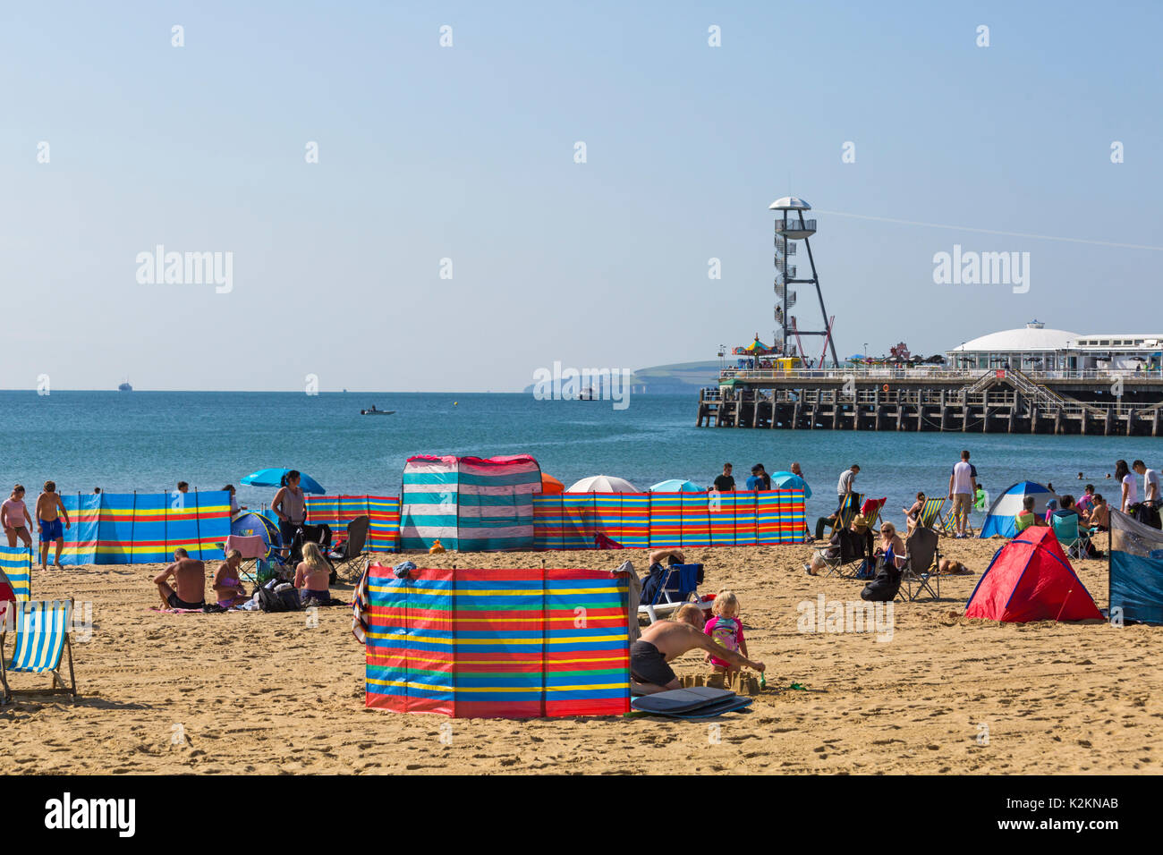 Bournemouth, Dorset, UK. 1st Sep, 2017. UK weather: lovely warm sunny day at Bournemouth beach - visitors get there early to get a good spot for the second day of the Bournemouth Air Festival at the South Coast. Credit: Carolyn Jenkins/Alamy Live News Stock Photo