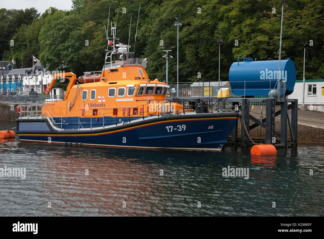 RNLI Severn Class Lifeboat Tobermory Isle of Mull Scotland starboard side view of 2003 orange blue royal national lifeboat institution R.N.L.I. severn Stock Photo