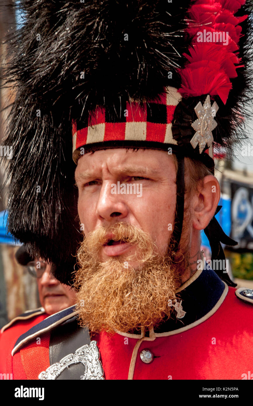 Scottish military uniform hires stock photography and images Alamy