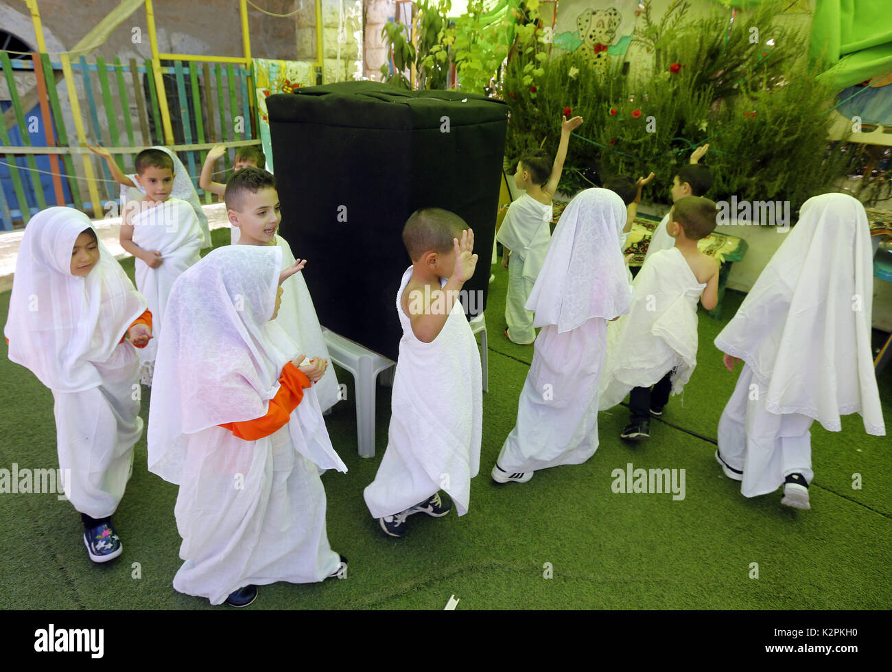 Hebron, West Bank, Palestinian Territory. 30th Aug, 2017. Palestinian