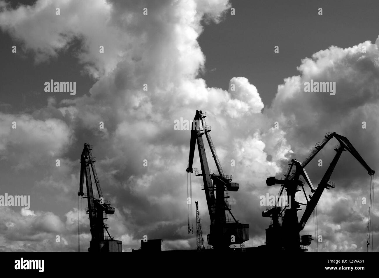 Industrial crane cranes Black and White Stock Photos & Images - Alamy