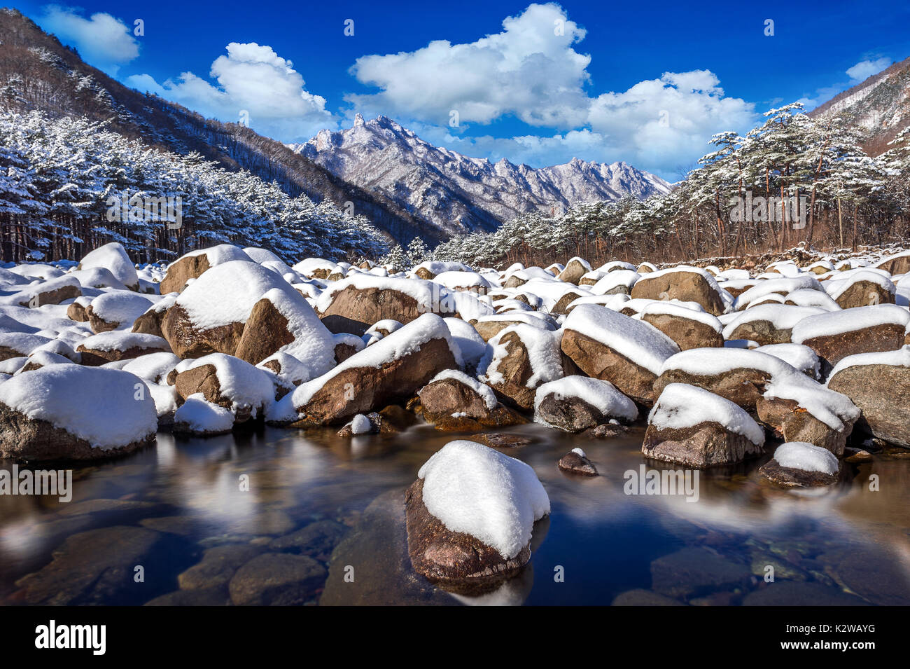 Seoraksan mountains is covered by snow in winter, South Korea Stock ...