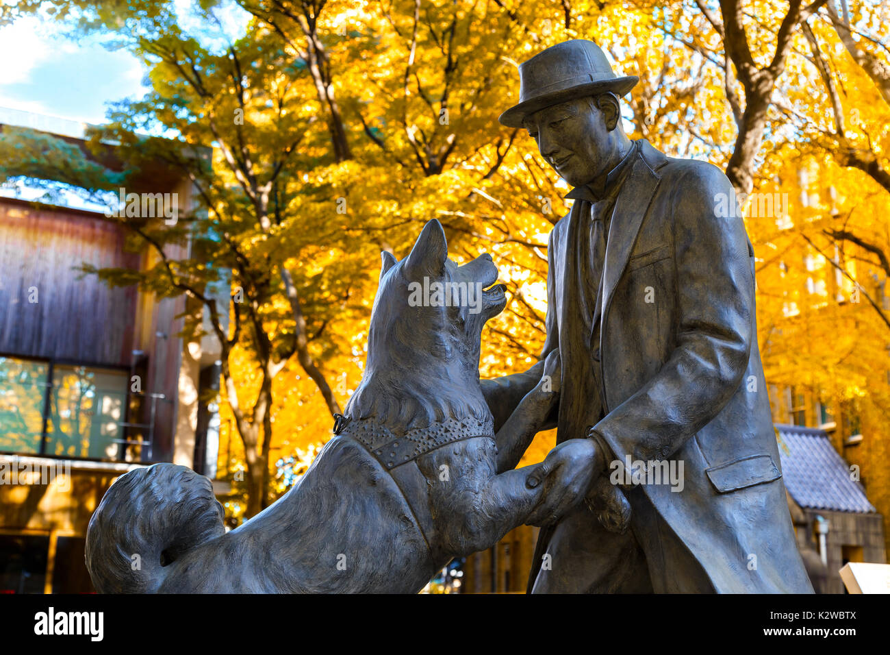 TOKYO, JAPAN NOVEMBER 28 2015 Hachiko with Dr. Hidesaburo Ueno