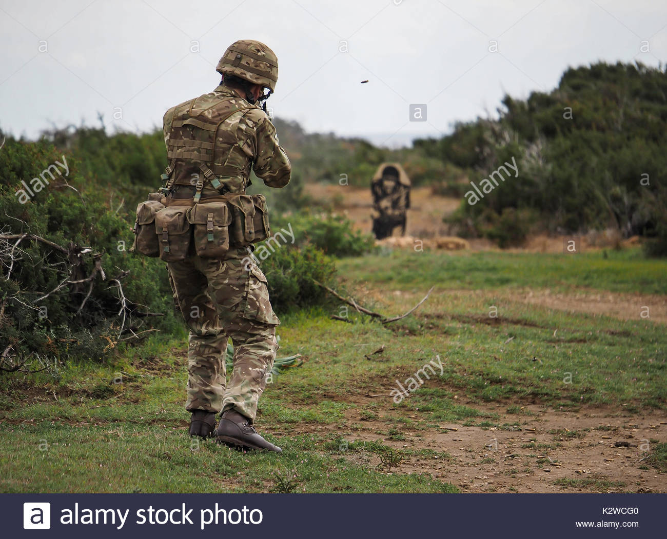 British Army Soldier Shooting Stock Photos & British Army Soldier ...