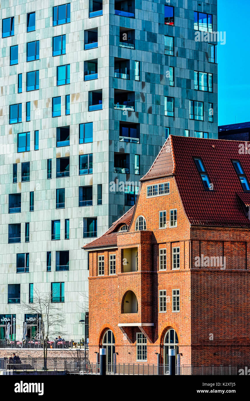 Old brick building in the Ericusbruecke before modern office buildings in the harbour city of Hamburg, Germany, Europe, Altes Backsteingebaeude an der Stock Photo