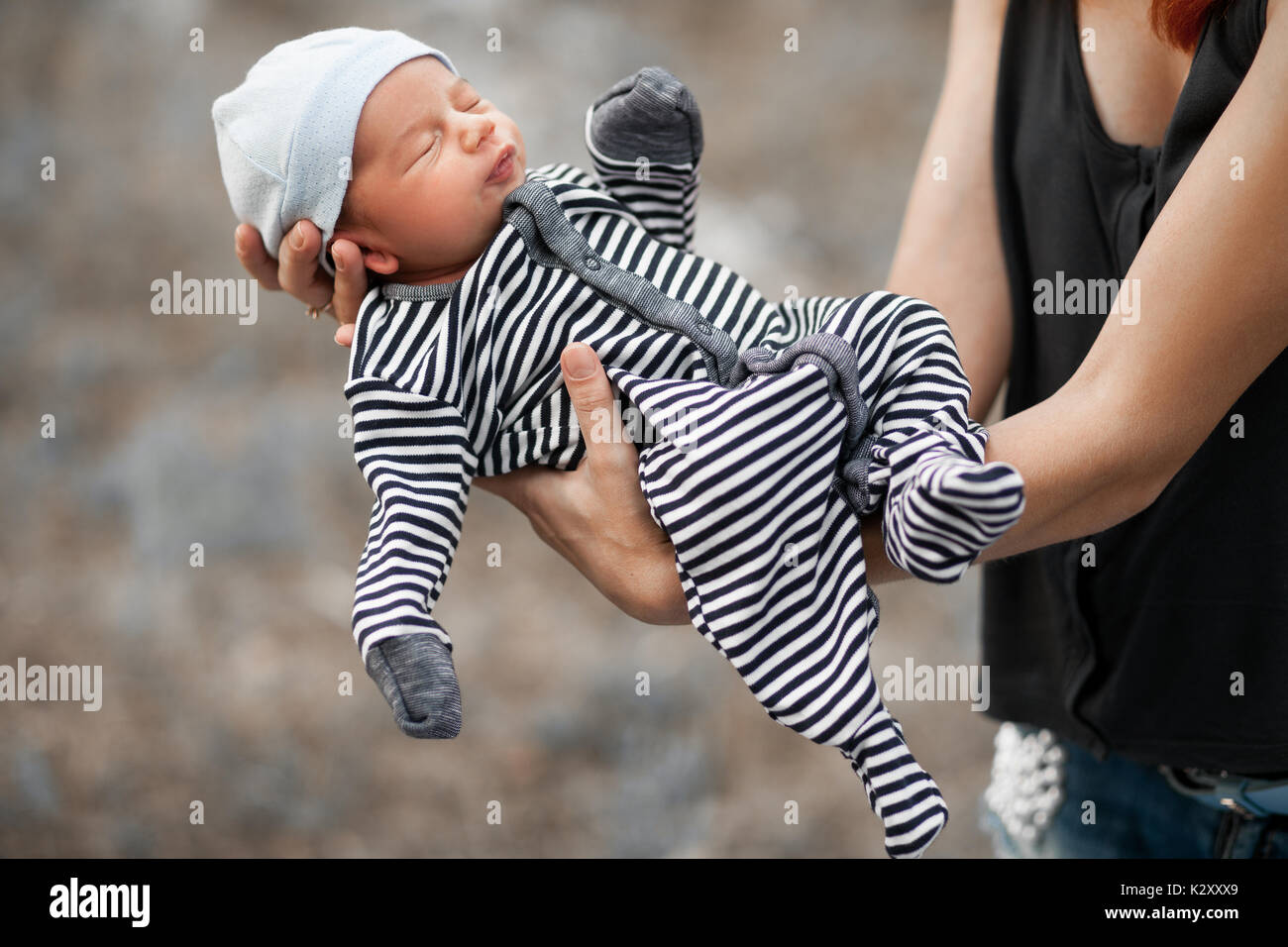 baby romper with mittens