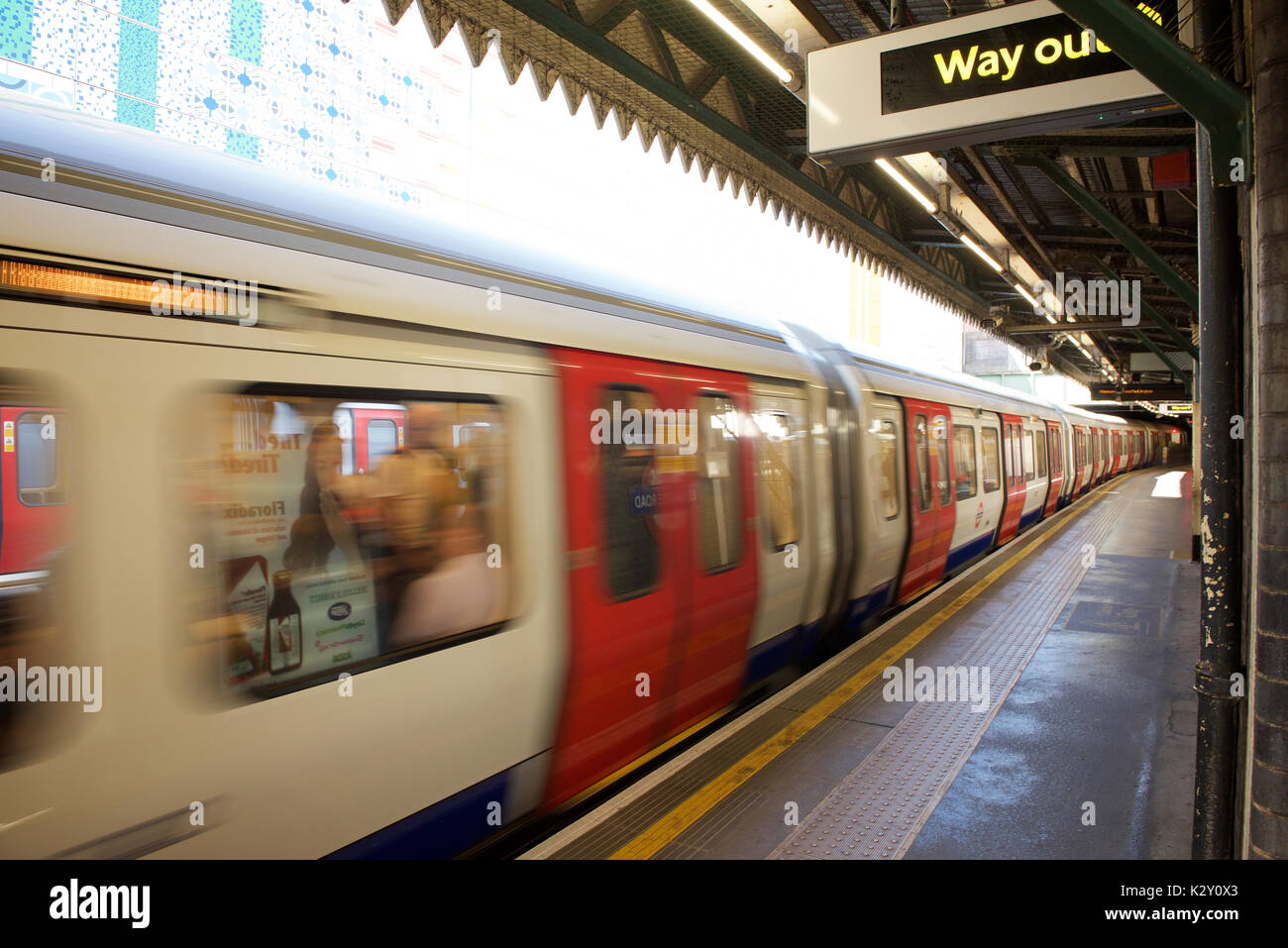 Edgware Road Station on the London Underground Stock Photo Alamy