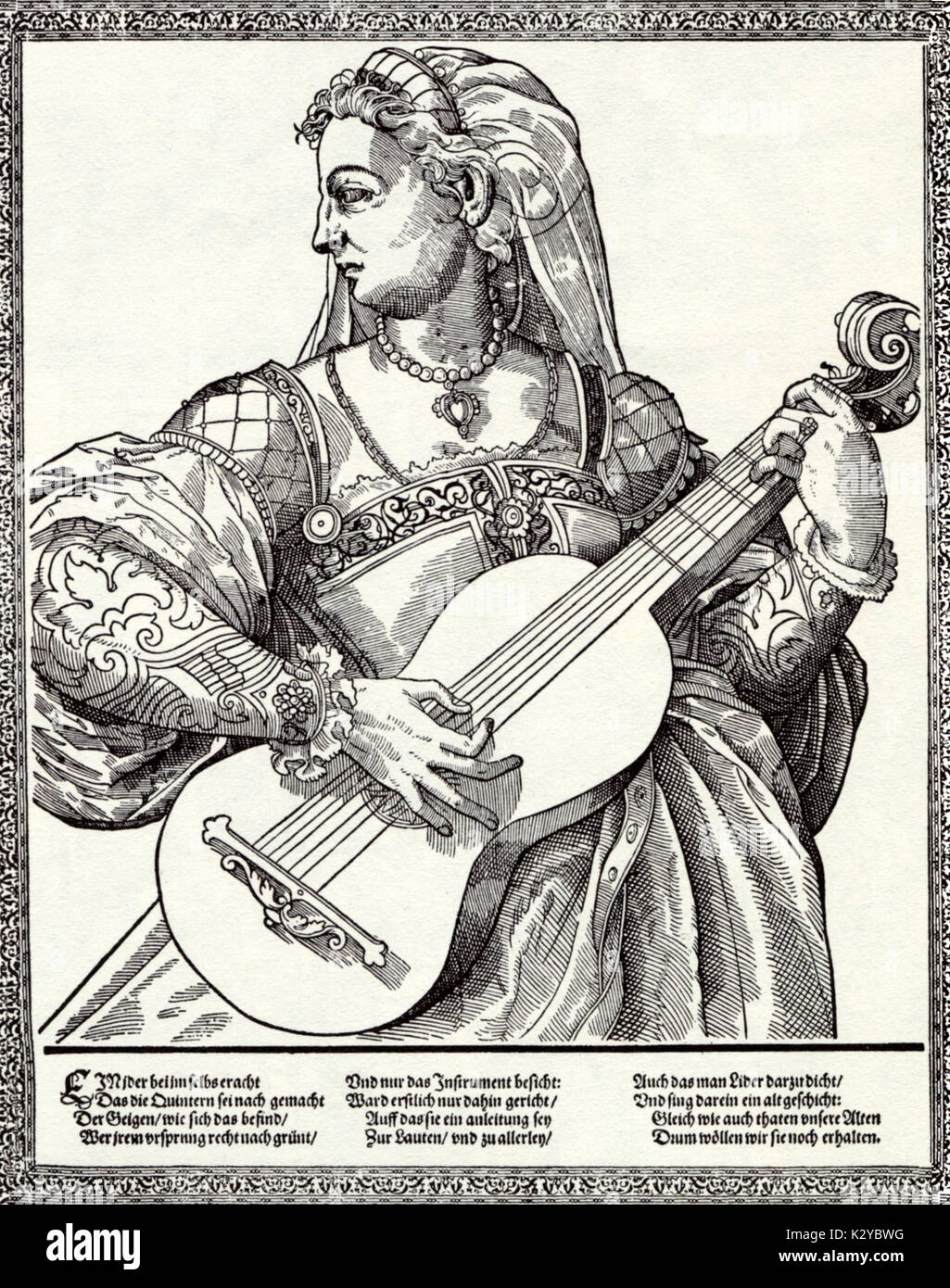 Quinterna Instrument 16thcentury classical music hi-res stock photography and images - Alamy