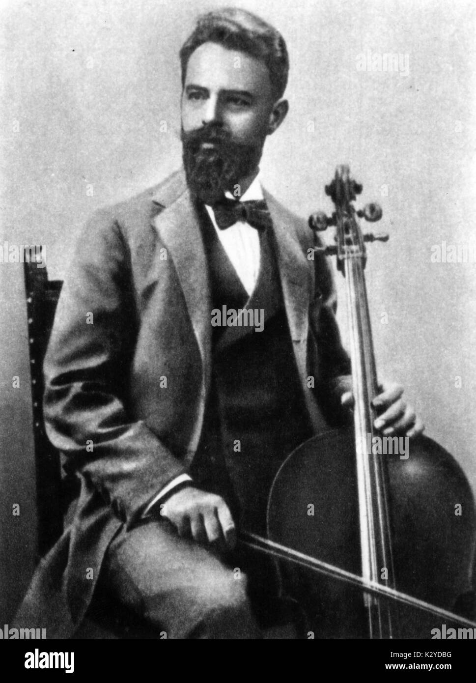 BECKER, Hugo - with 'cello German Cellist, 1863-1941 Stock Photo