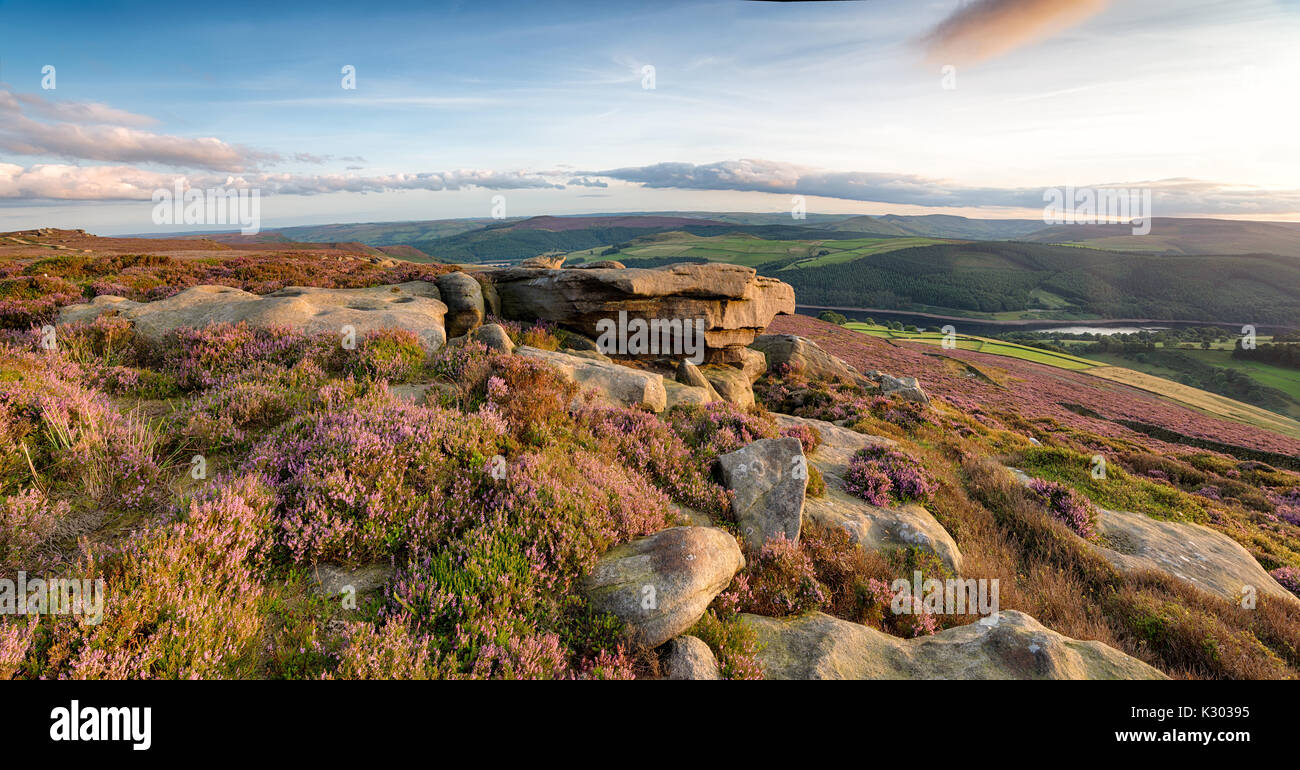 Late summer evening at Derwent Edge, overlooking the Ladybower Reservoir in the Peak District National Park in Derbyshire Stock Photo