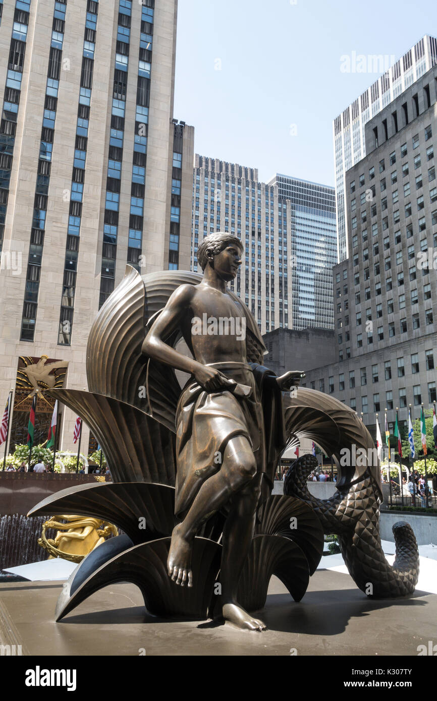 Bronze statue at the rockefeller center hires stock photography and images Alamy