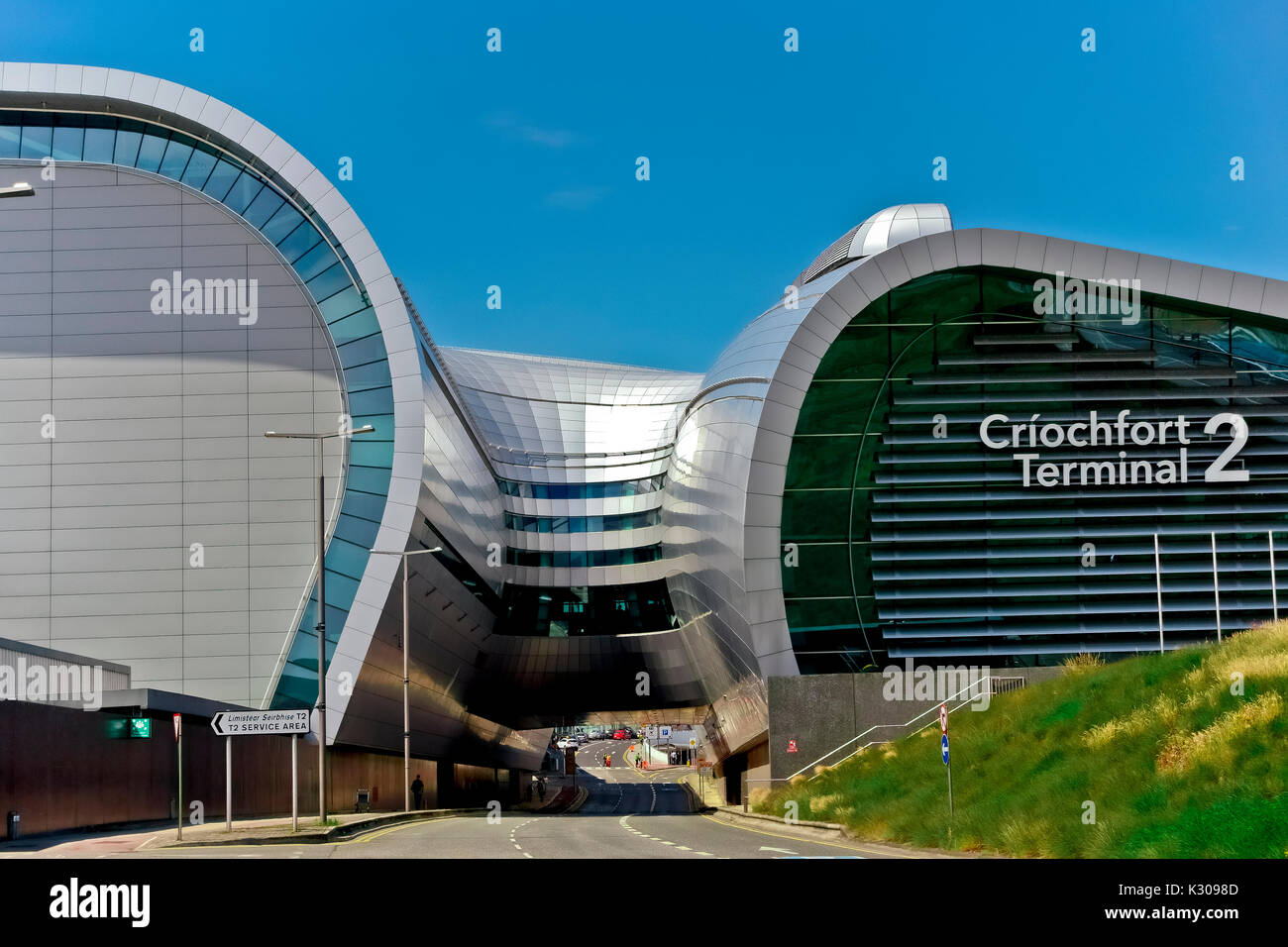 New Terminal 2, T2 Criochfort Dublin Interenational Airport DUB, by architects Pascall & Watson. Clear blue blu sky, copy space. Ireland, Europe, EU. Stock Photo