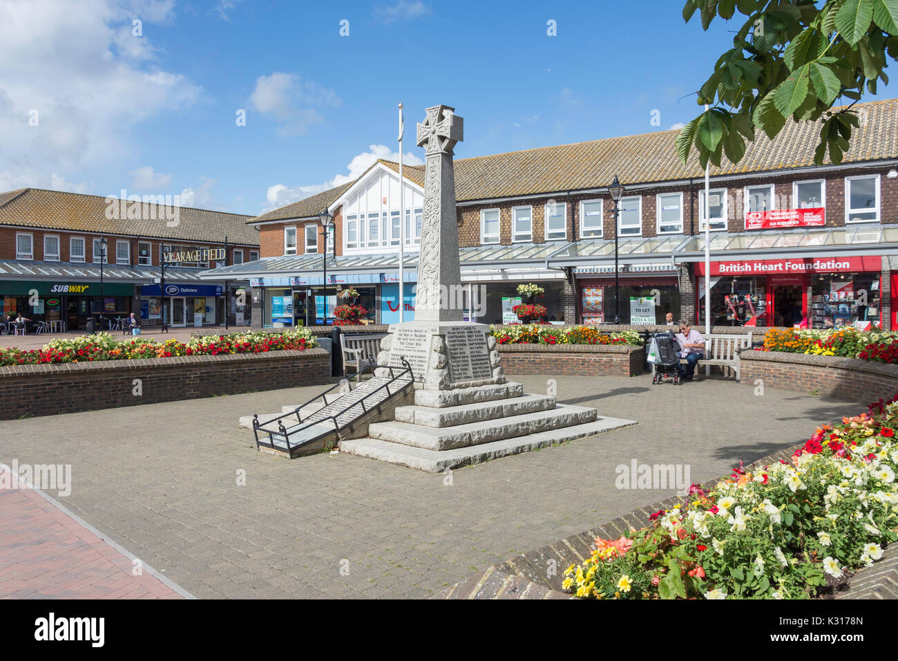 War Memorial, Vicarage Field, High Street, Hailsham, East Sussex, England, United Kingdom Stock War Memorial, Vicarage Field, High Street, Hailsham, East Sussex, England, United Kingdom Stock