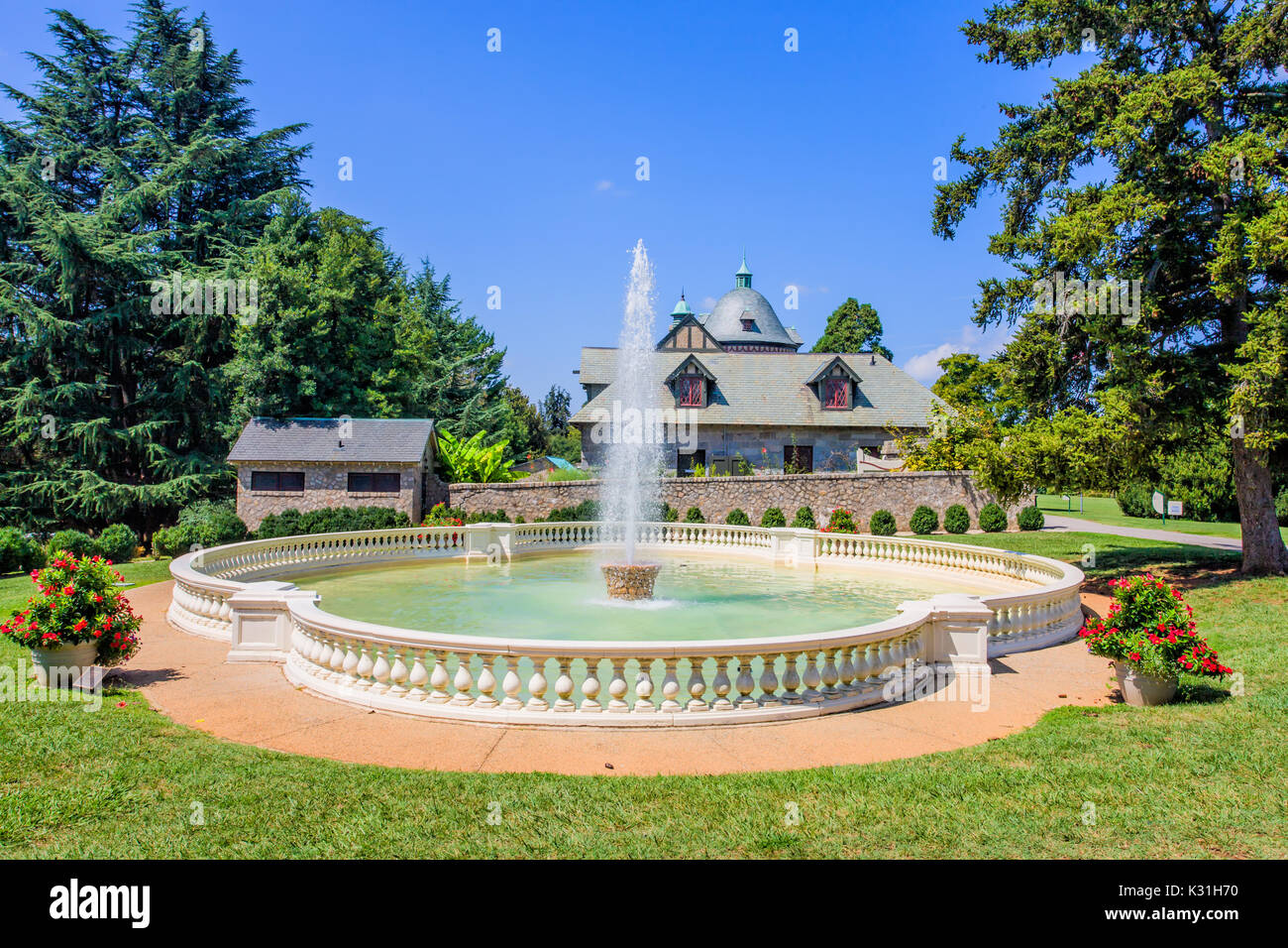 Fountain Court at Maymont Estate, Richmond, VA - August 2017. Stock Photo