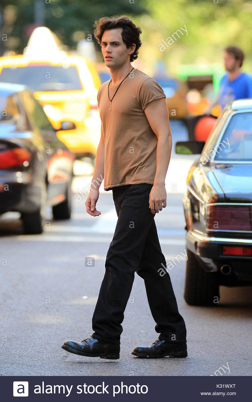 Penn Badgley First Shots Of Penn Badgley Filming His New Movie