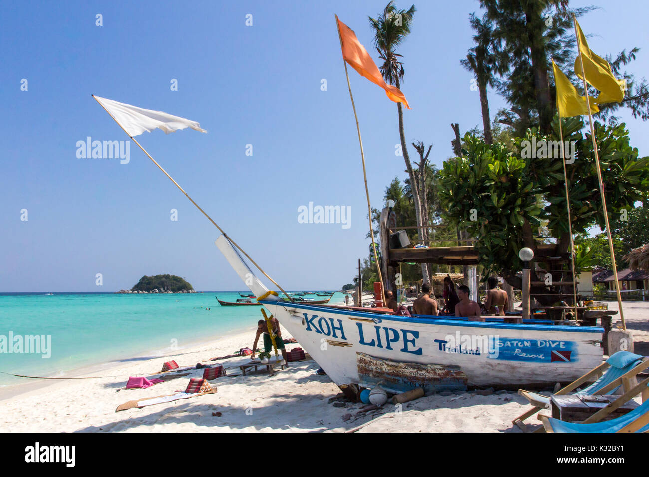 Dive school, white sand beach, Koh Lipe, Satun, Thailand Stock Photo