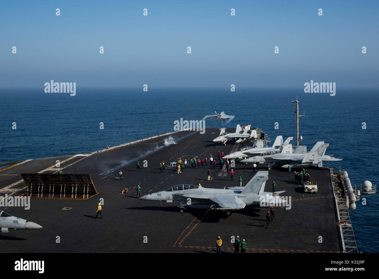 Strike fighter hi-res stock photography and images - Alamy