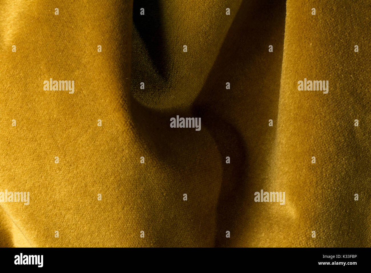 Purple velour texture hi-res stock photography and images - Alamy