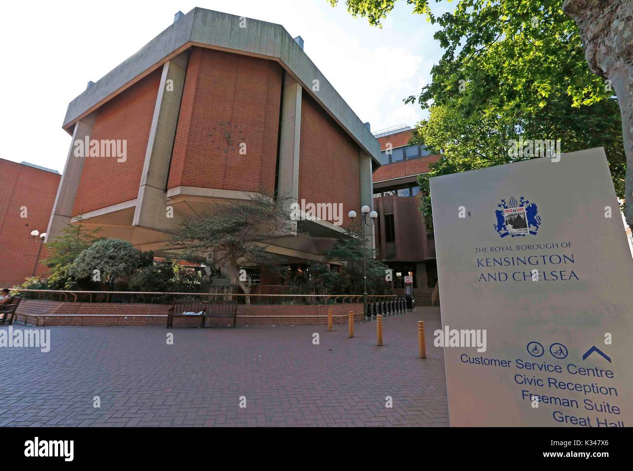 GV, Kensington and Chelsea Council, Town Hall. PICTURE BY NIGEL HOWARD