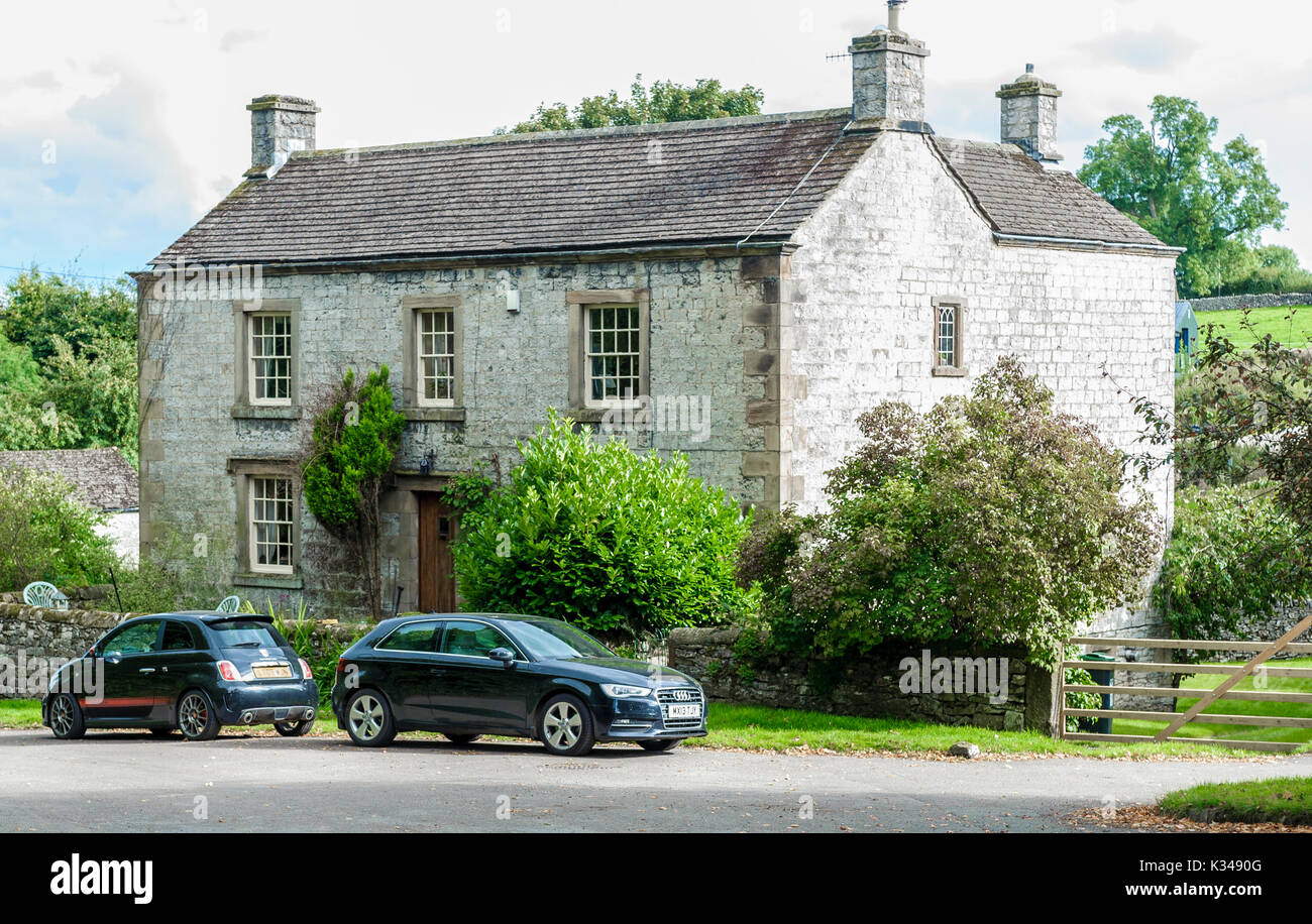 Middleton by Youlgreave, Derbyshire, England, UK Houses around the