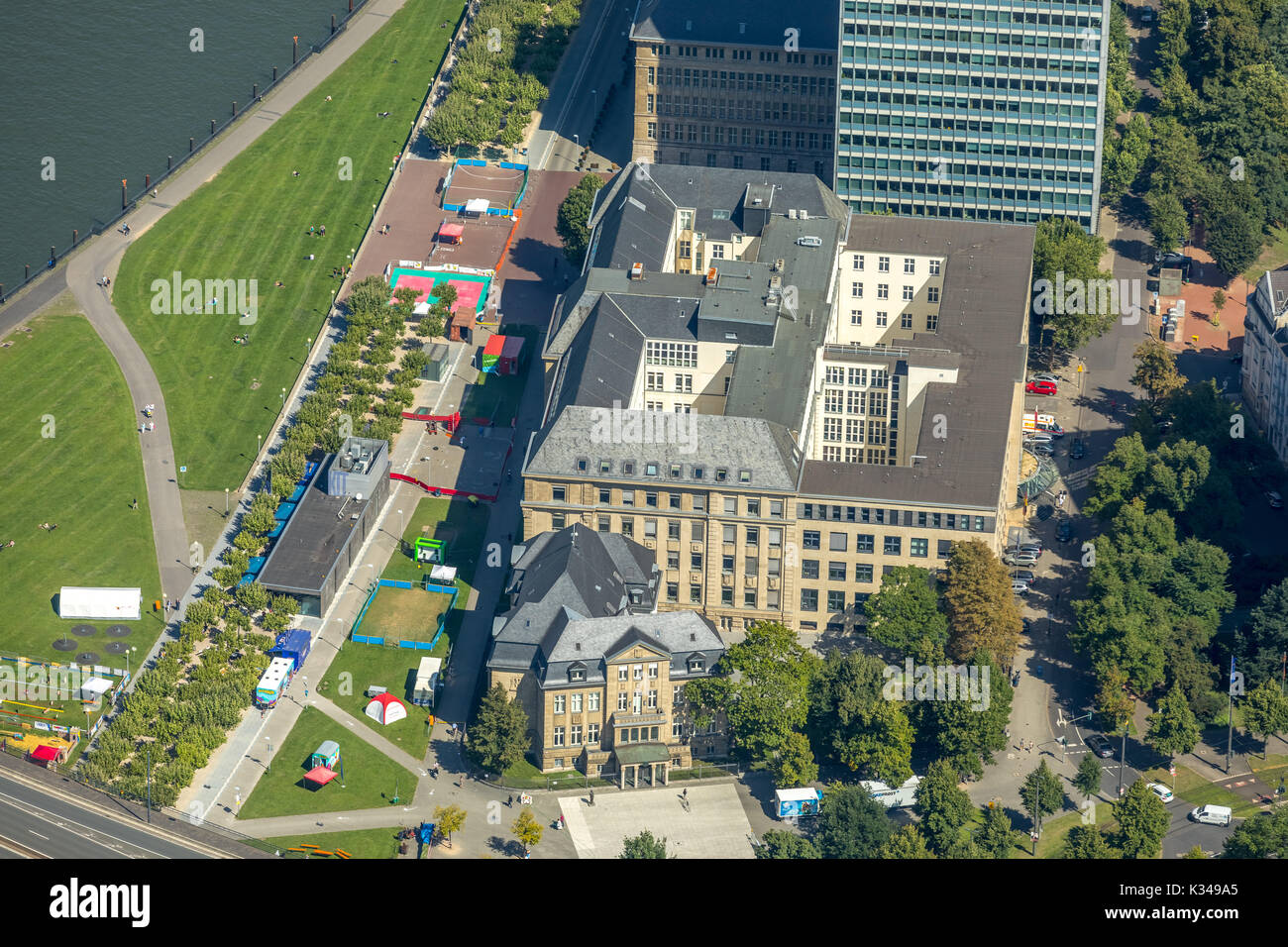 new and old government seat of the Minister President of North-Rhine Westphalia, Ministry of Health, Emancipation, Care and Age of the State of North  Stock Photo