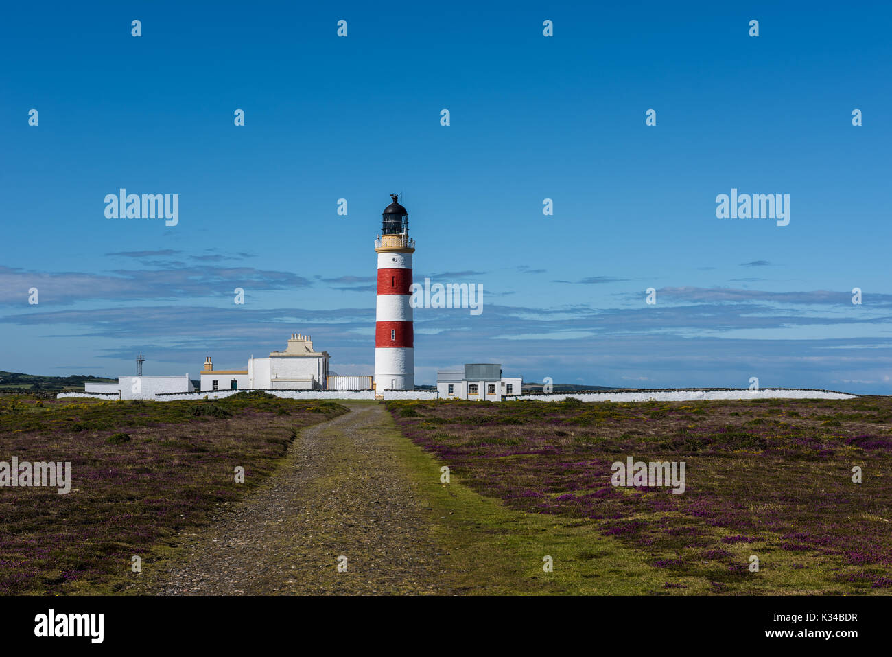 Point Of Ayre Lighthouse Isle Of Man Stock Photo Alamy point-of-ayre-lighthouse-isle-of-man-stock-photo-alamy