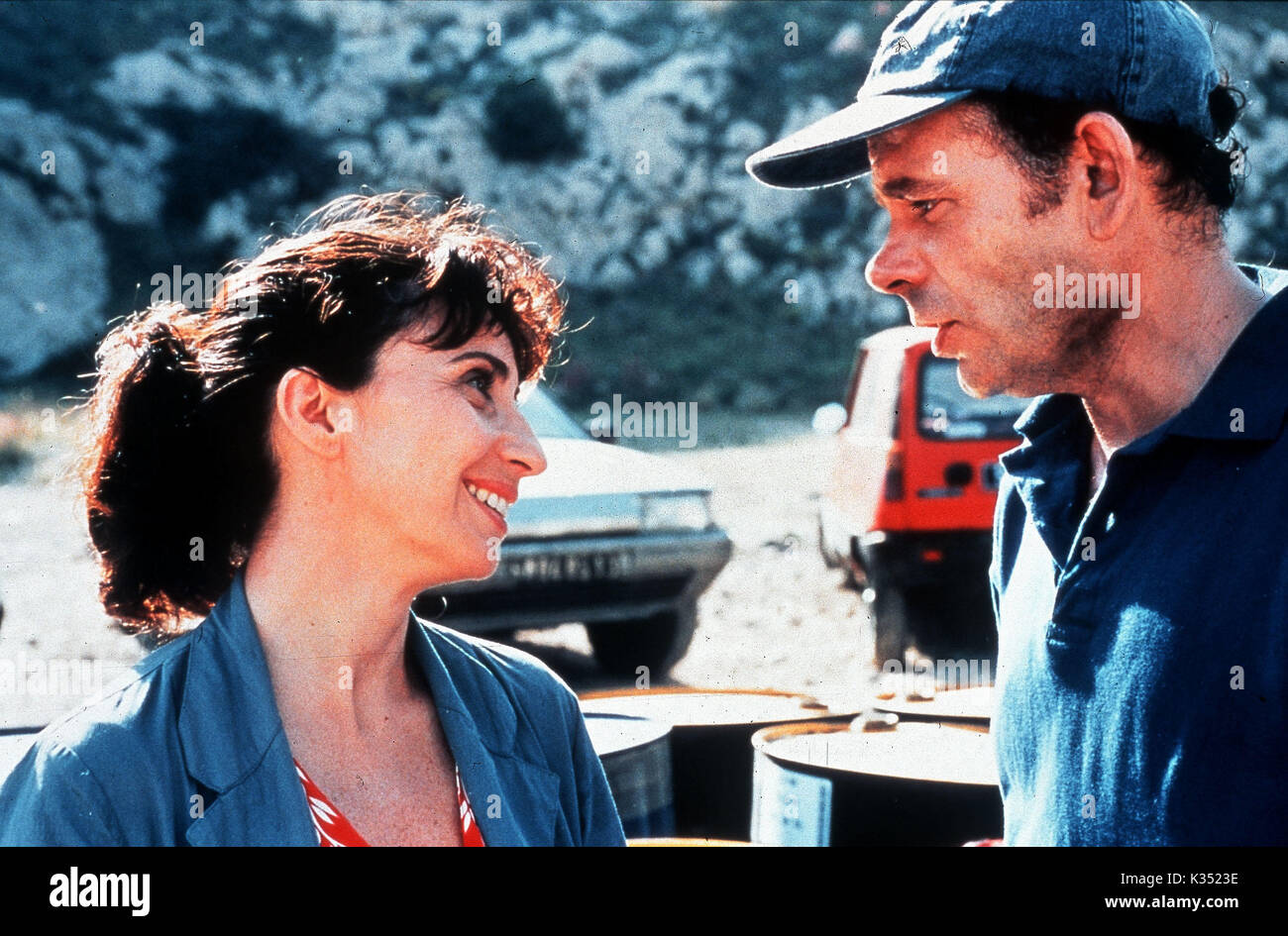 A L'ATTAQUE [FRANCE 2000]  ARIANE ASCARIDE, JEAN-PIERRE DARROUSSIN     Date: 2000 Stock Photo