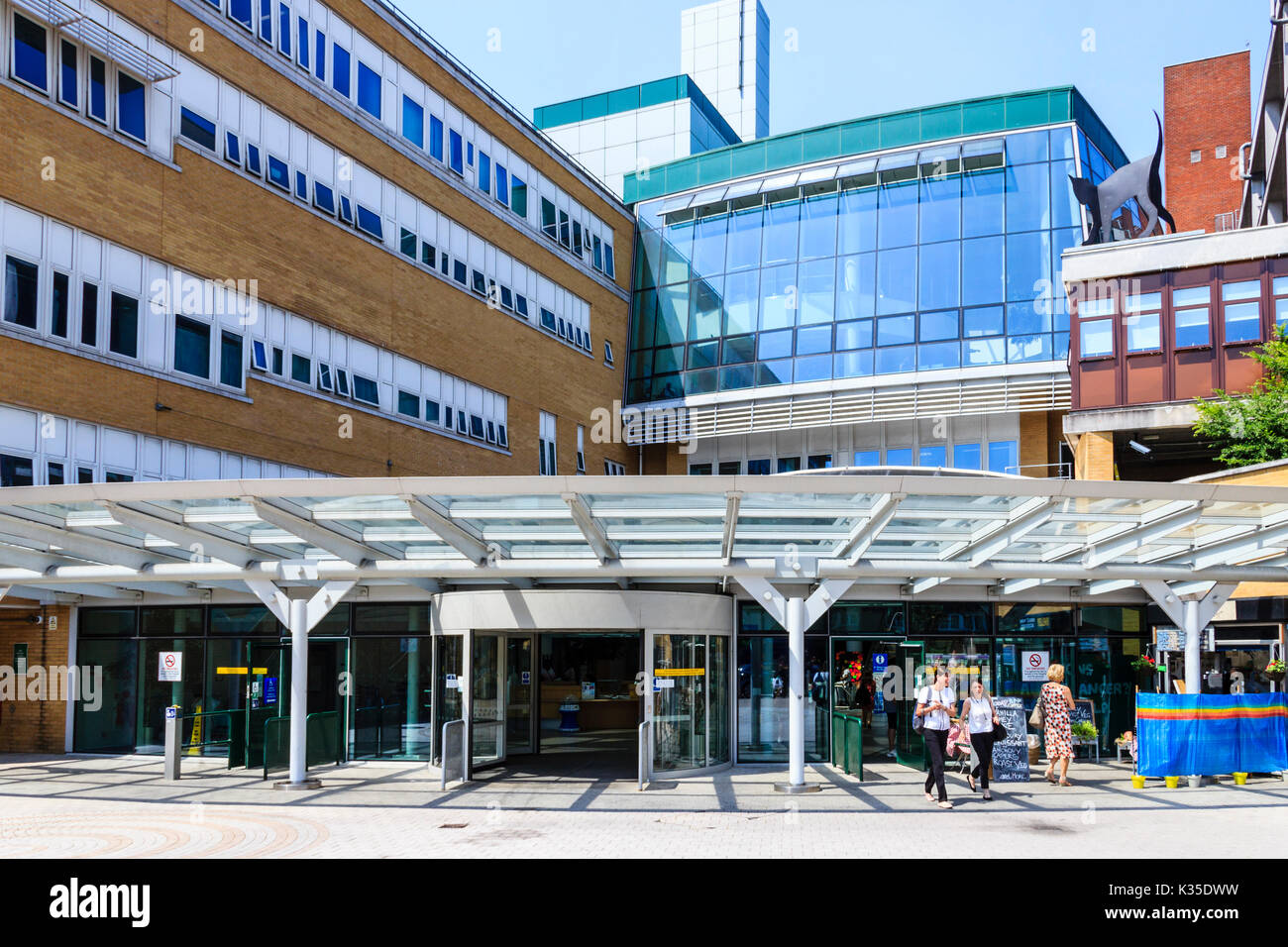 The main entrance of the Whittington Hospital NHS Trust, Archway, North