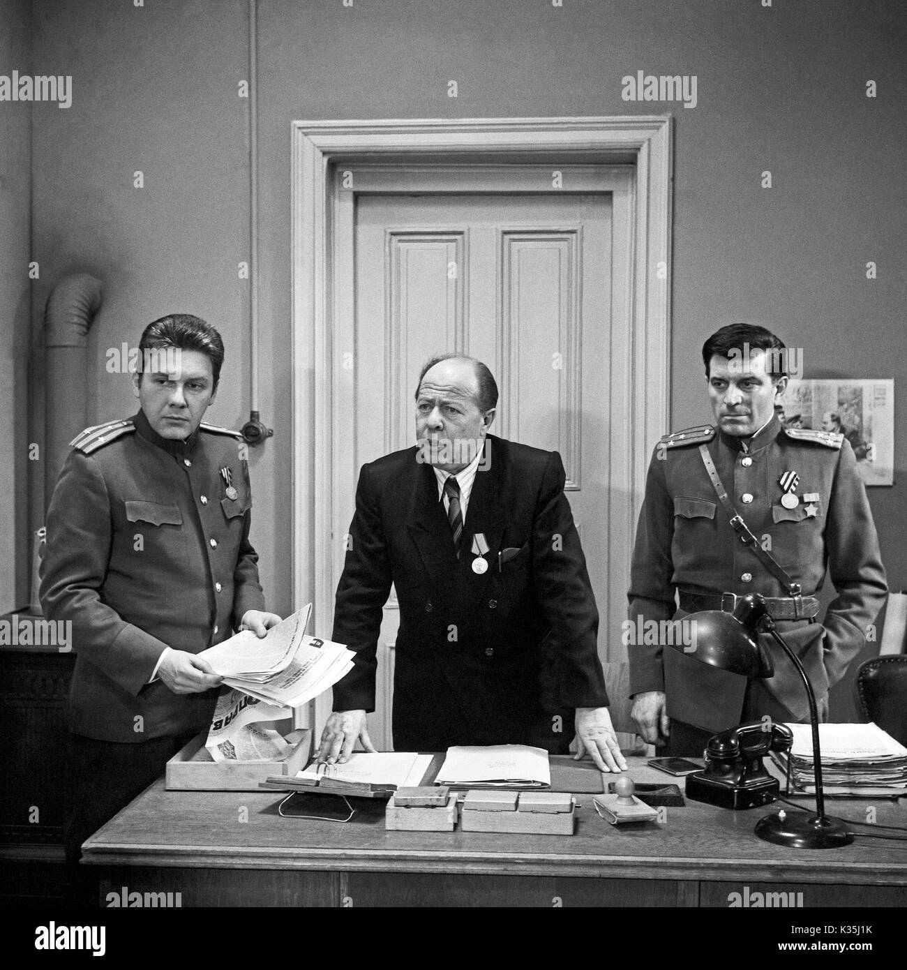 Sir Roger Casement, Fernsehfilm, Deutschland 1968, Regie: Hermann Engelstadt, Darsteller: Kurd Pieritz (Mitte) Stock Photo