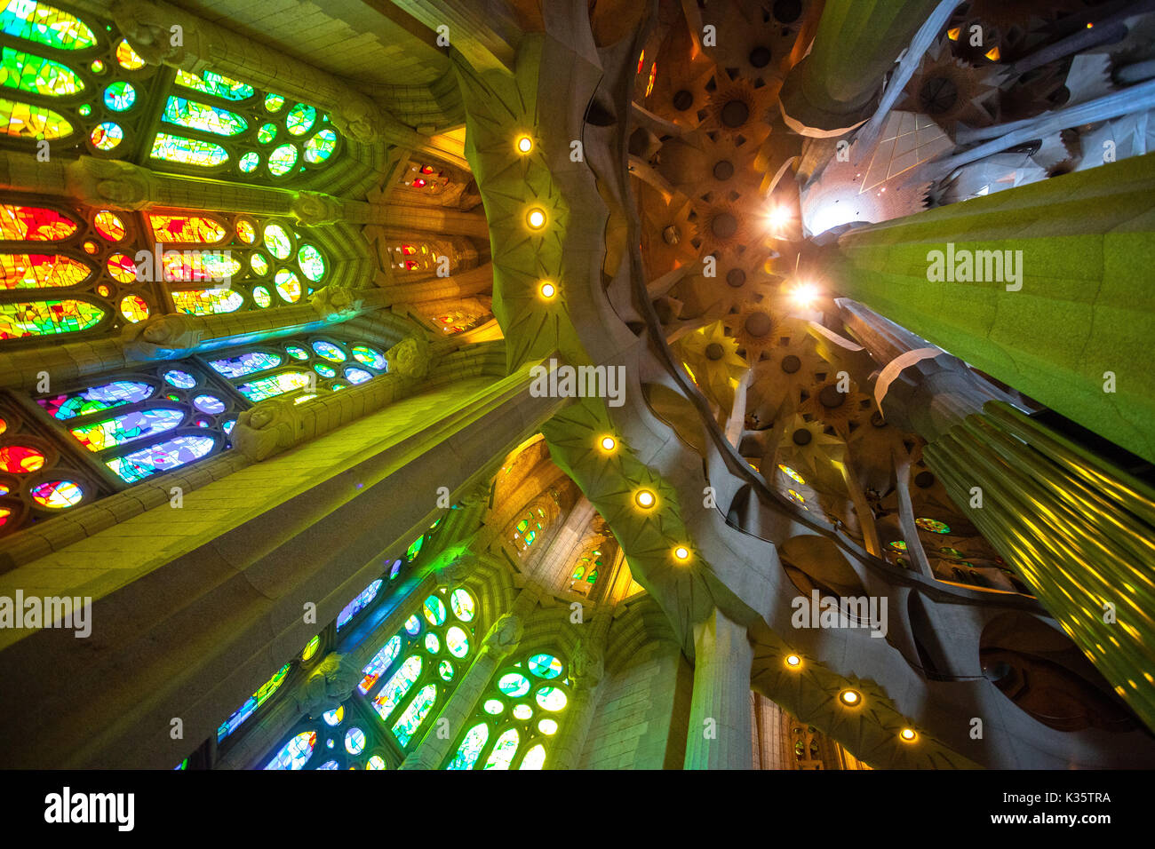 Interior view of Sagrada Familia Stock Photo - Alamy