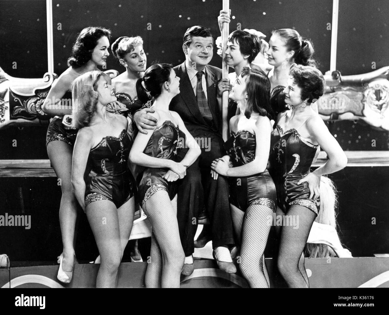 THE BENNY HILL SHOW [BR 1969 - ) BENNY HILL centre Stock Photo