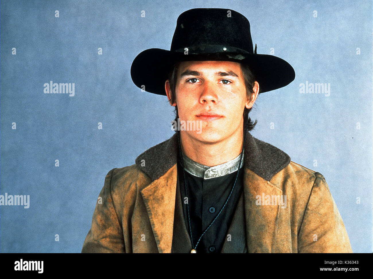 THE YOUNG RIDERS JOSH BROLIN Stock Photo Alamy