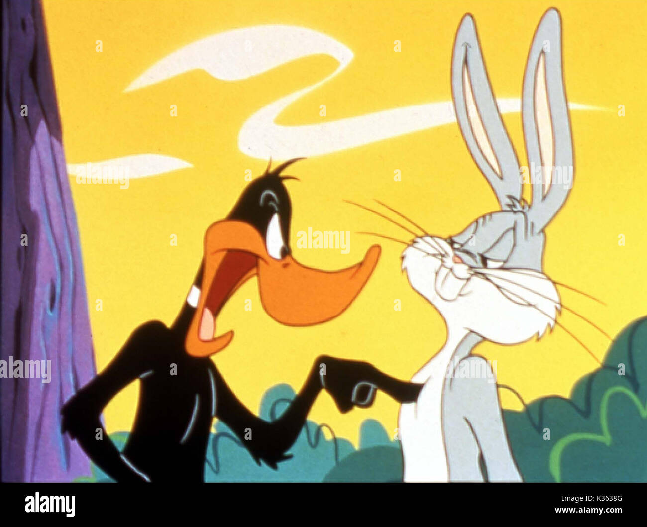 DAFFY DUCK BUGS BUNNY Stock Photo Alamy DAFFY DUCK BUGS BUNNY Stock Photo Alamy