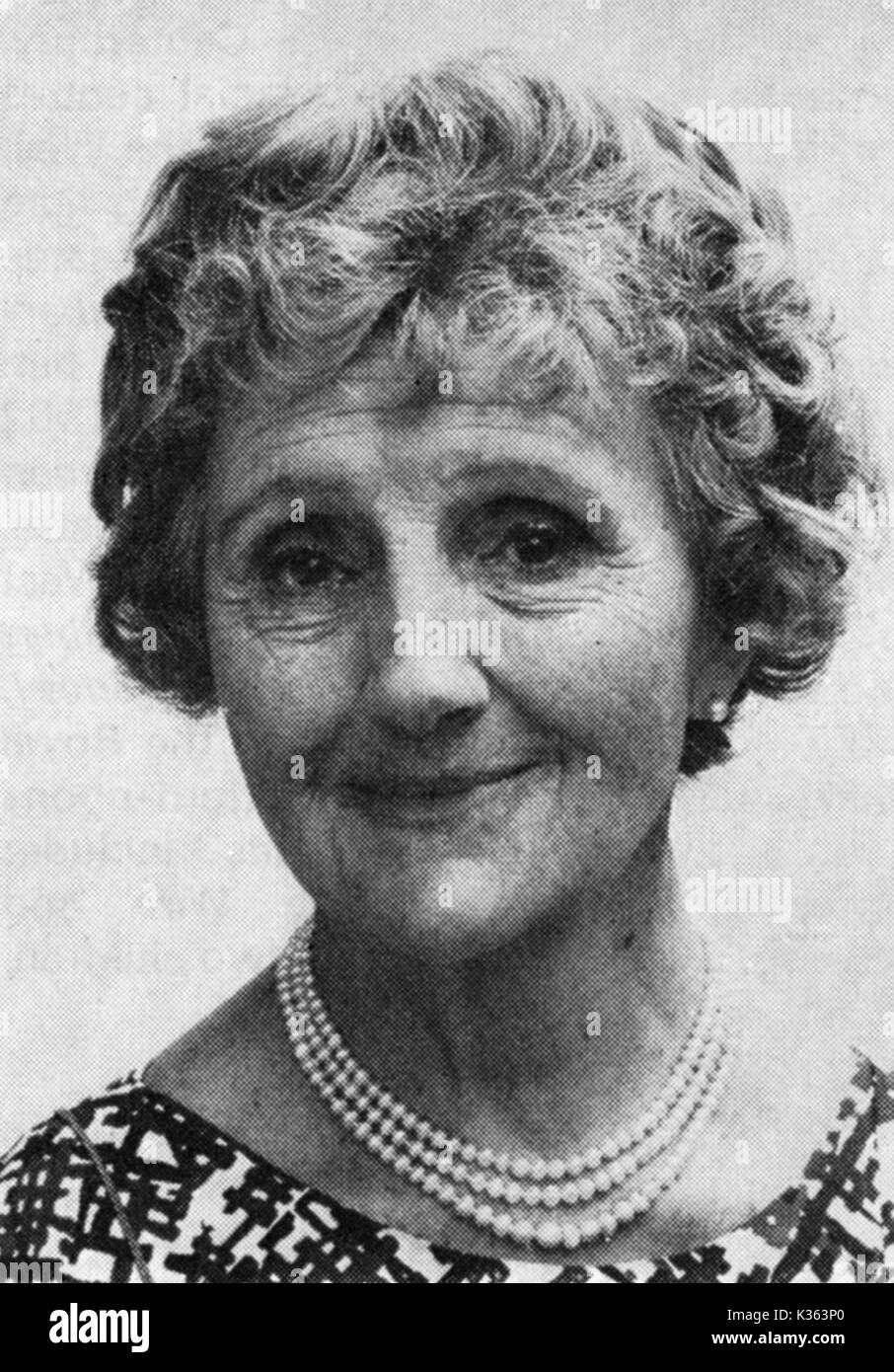 Mary Elizabeth Ellis Mary Elizabeth Ellis