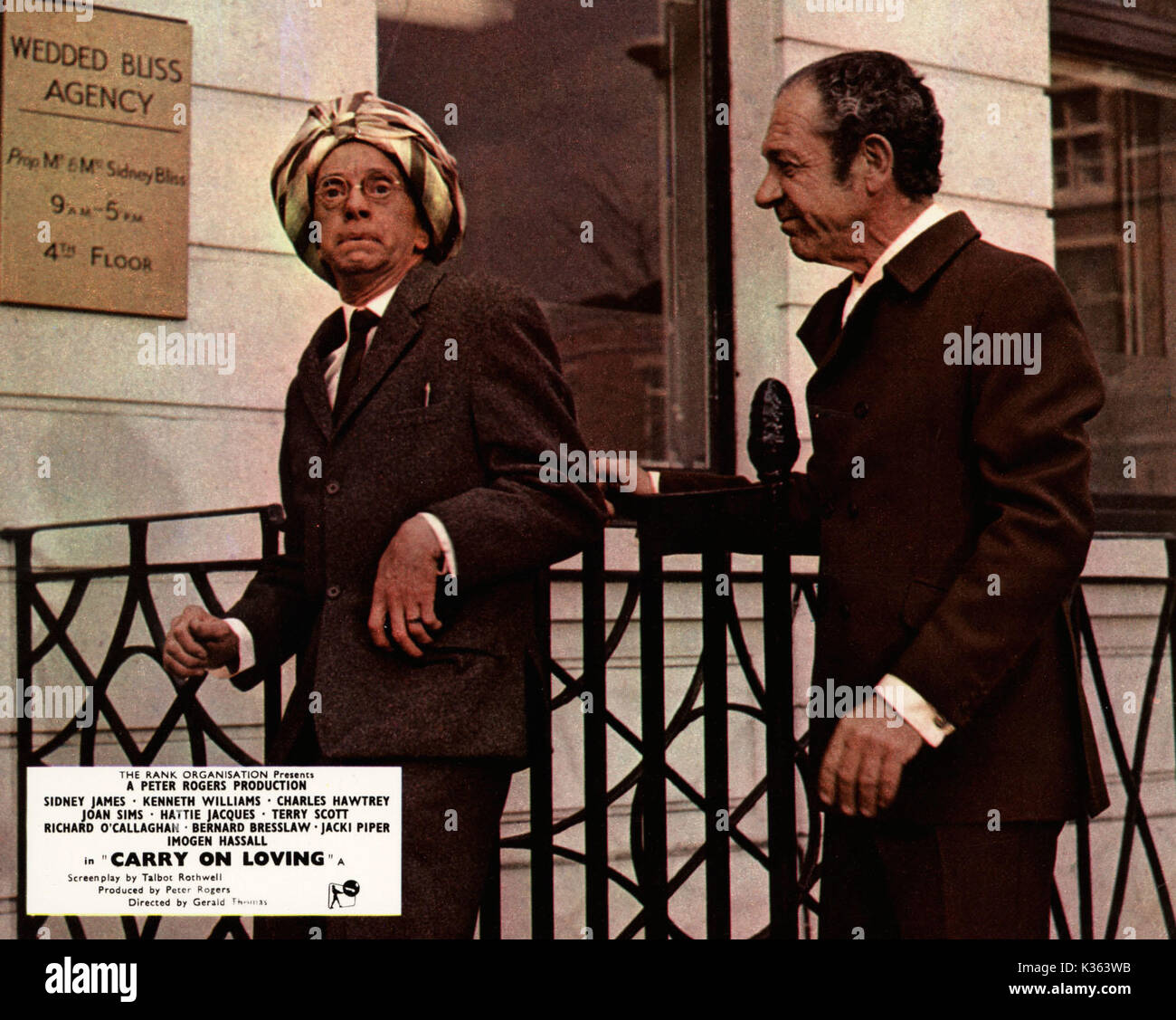 CARRY ON LOVING CHARLES HAWTREY, SID JAMES     Date: 1970 Stock Photo