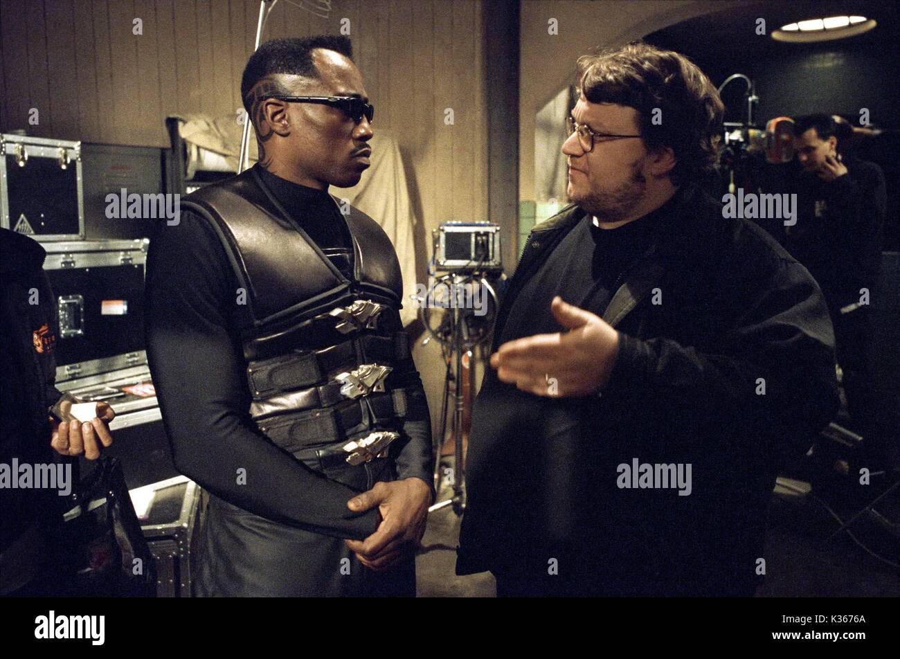 BLADE 2 WESLEY SNIPES AND DIRECTOR, GUILLERMO DEL TORO     Date: 2002 Stock Photo