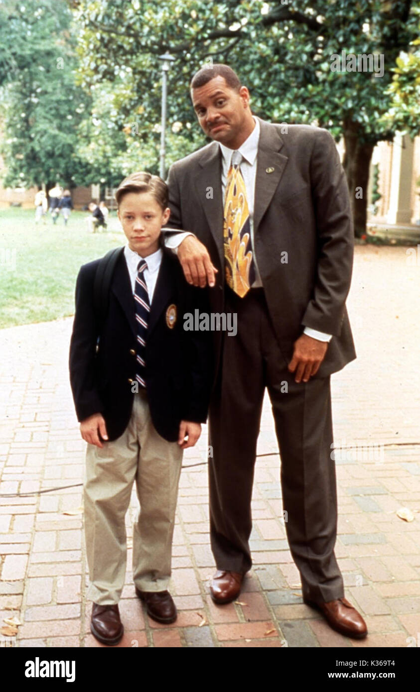 FIRST KID BROCK PIERCE, SINBAD     Date: 1997 Stock Photo